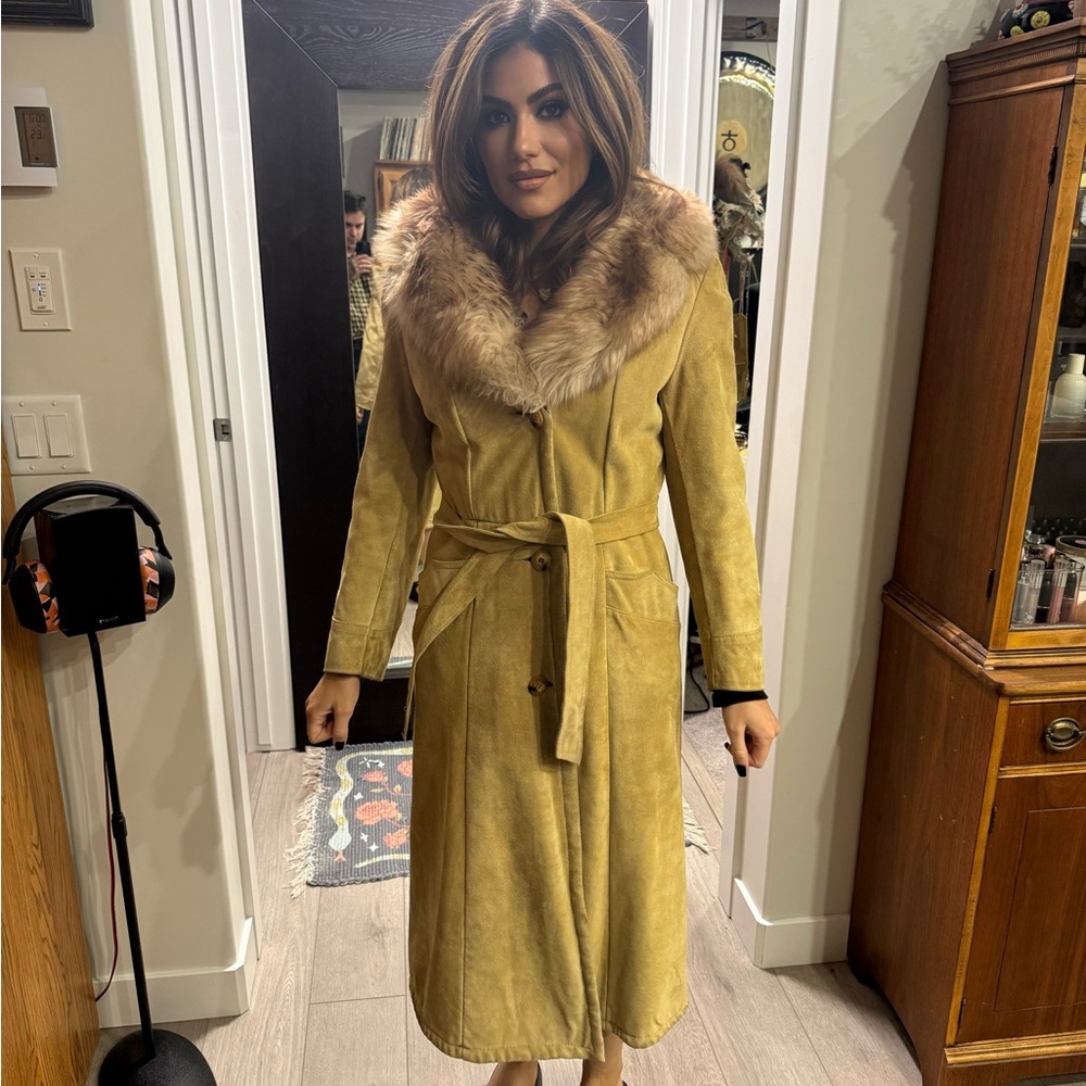 Vintage Opera Canada Shearling & Leather Coat